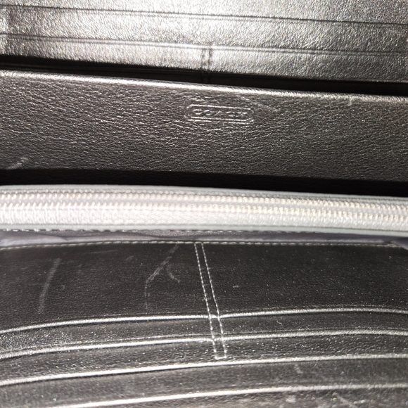 Coach Madison Accordian Zip Around Wallet Metallic - Picture 3 of 5